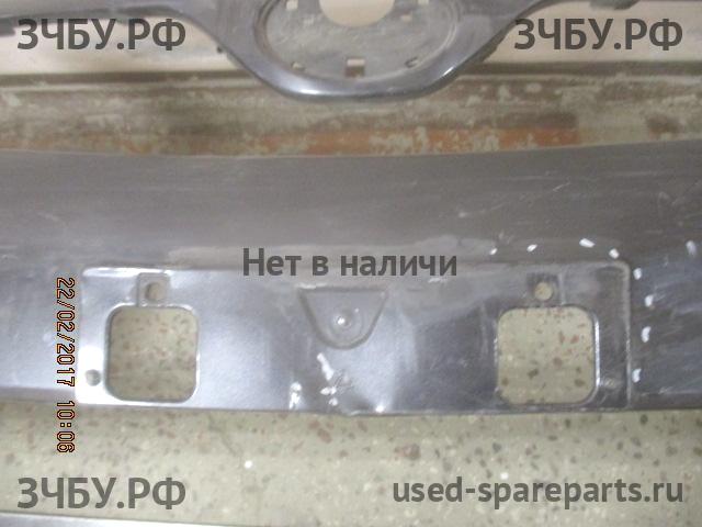 Toyota Corolla (E14 - E15) Бампер передний