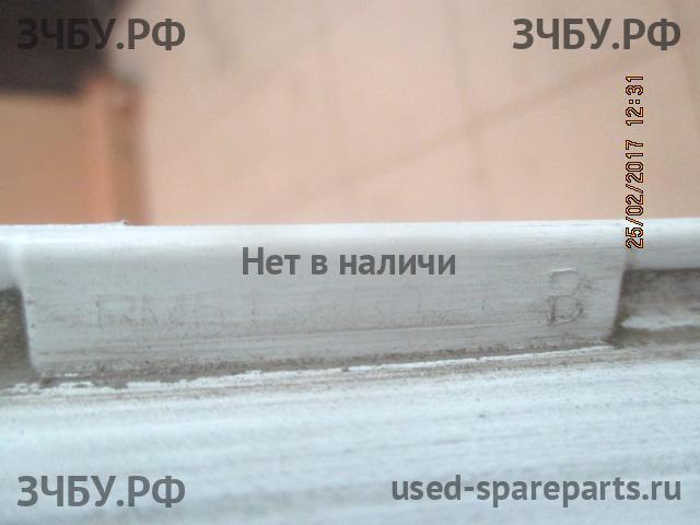 Ford Focus 3 Панель передняя (телевизор)