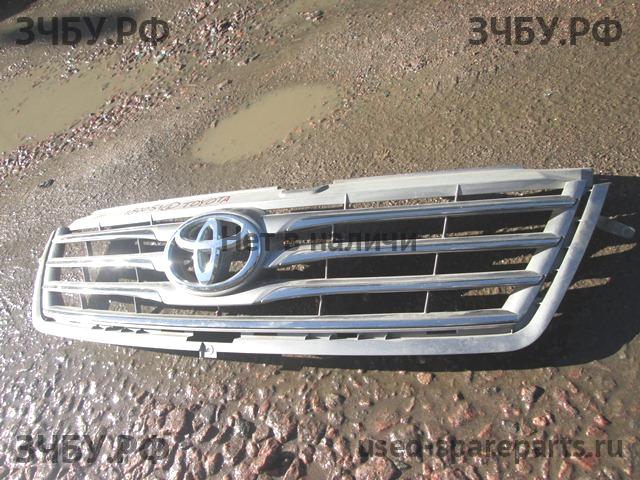 Toyota RAV 4 (3) Решетка радиатора