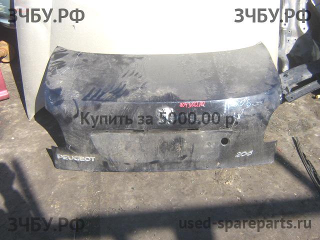 Peugeot 206 Крышка багажника