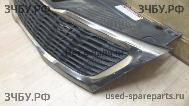 KIA Rio 3 Решетка радиатора