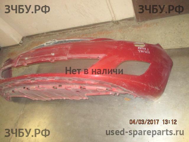 Opel Astra J Бампер передний