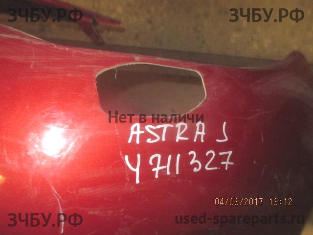 Opel Astra J Бампер передний