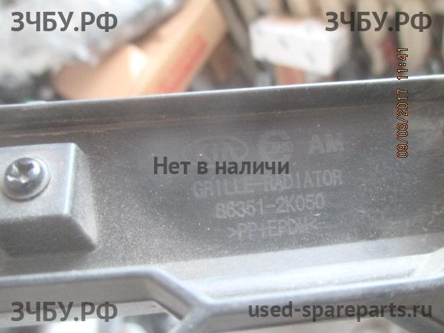 KIA Soul 1 Решетка радиатора