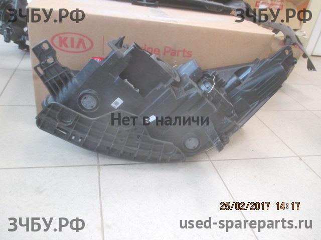 Ford Kuga 2 Фара правая