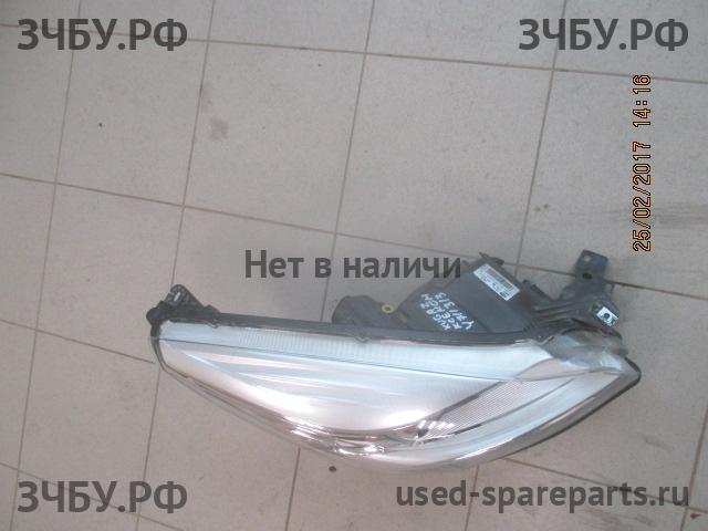 Ford Kuga 2 Фара правая