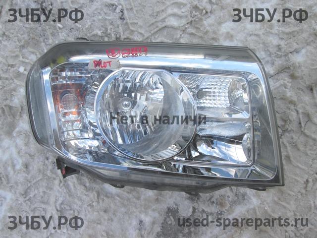 Honda Pilot (2) Фара правая