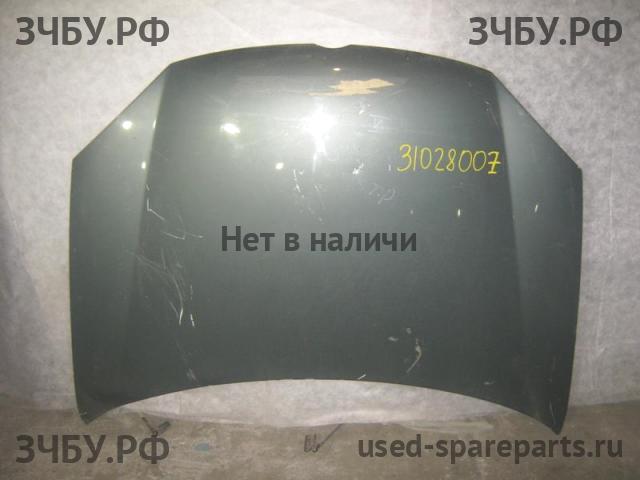 Volkswagen Golf 5 Капот