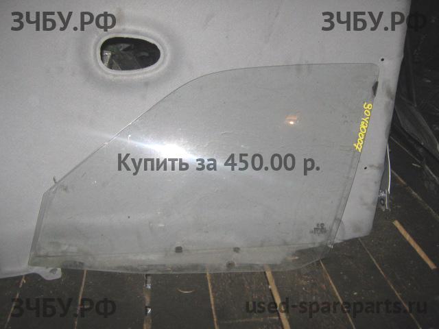 Peugeot 405 Стекло двери передней левой