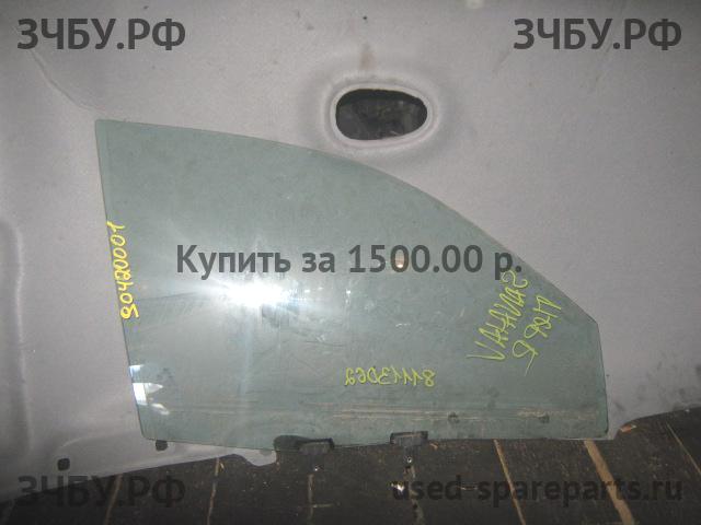 Hyundai Sonata 5 Стекло двери передней правой
