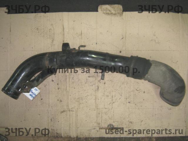 Isuzu NQR 75P Патрубок интеркулера