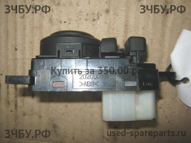 Hyundai i20 (1) Кнопка регулировки зеркала