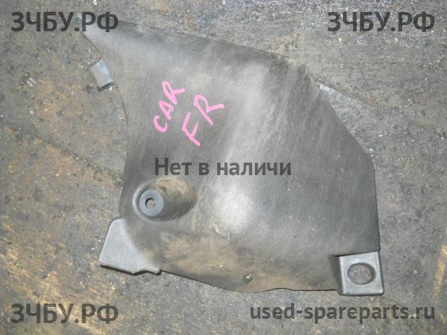 Mitsubishi Carisma (DA) 2000-> Накладка стойки передней правой