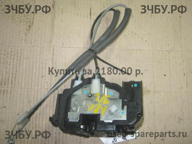 Hyundai i20 (1) Замок двери задней левой