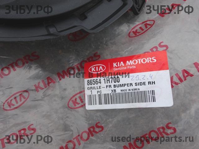 KIA Ceed 1 Решетка в бампер