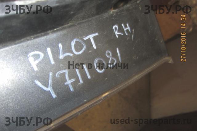 Honda Pilot (2) Фонарь правый