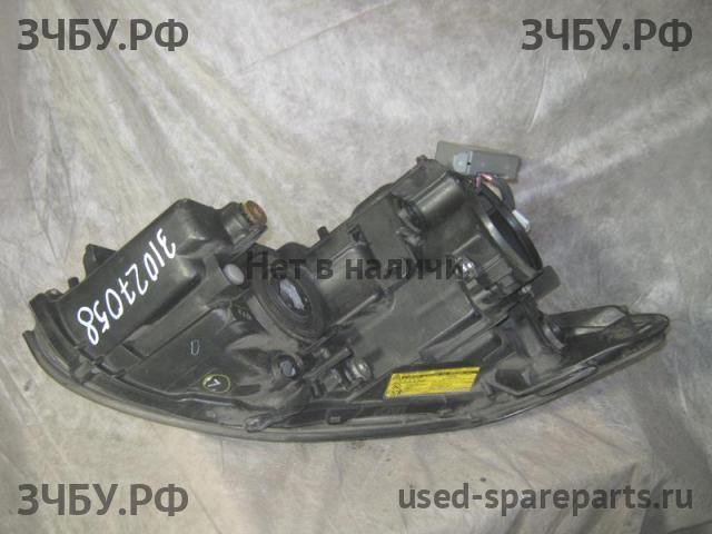 Lexus RX (2) 300/330/350/400h Фара правая