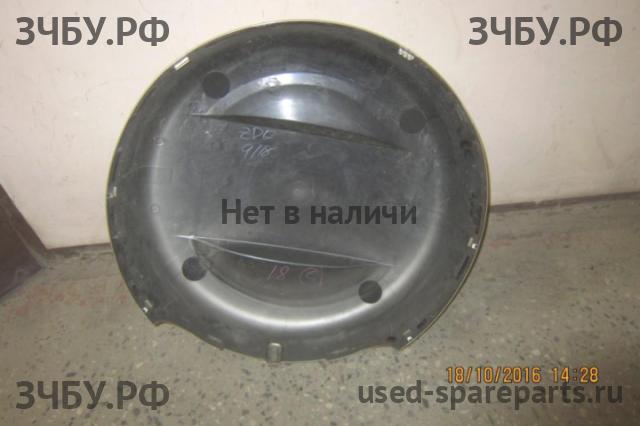 Suzuki Grand Vitara 2 (HT) Колпак запасного колеса