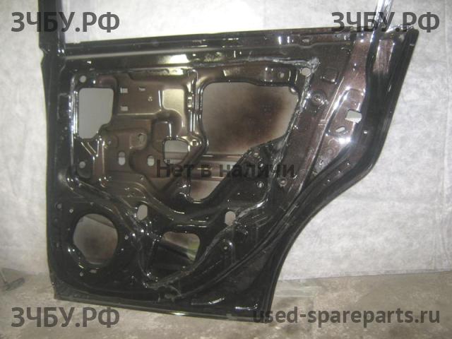 Nissan Tiida 1 Дверь задняя правая