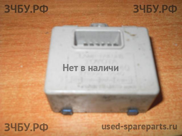 Lexus RX (1) 300 Блок электронный