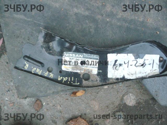 Nissan Tiida 1 Кронштейн