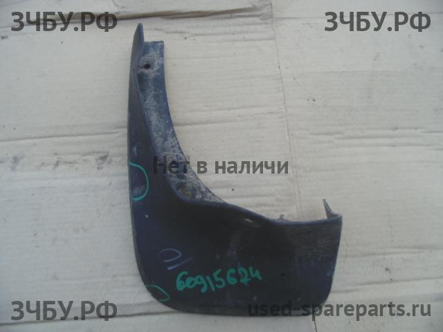 Nissan Qashqai (J11) Брызговик задний левый
