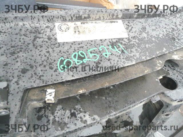 Volkswagen Passat B7 Панель передняя (телевизор)