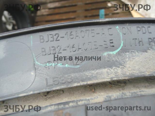 Land Rover Range Rover Evoque 1 Накладка крыла переднего левого
