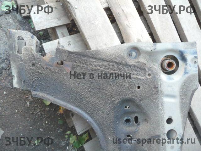 Nissan Note 1 (E11) Балка передняя подмоторная