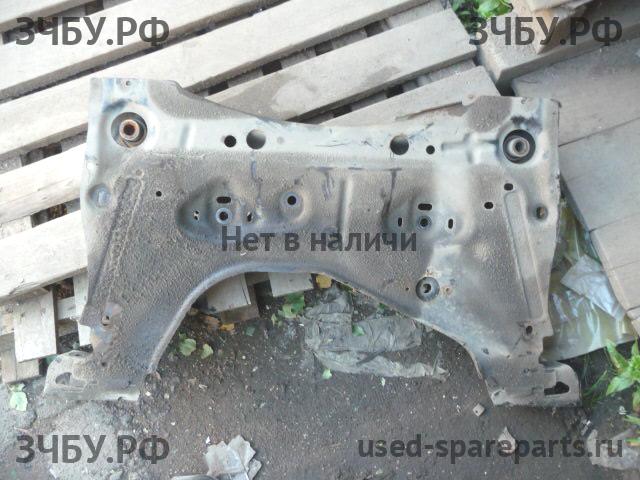 Nissan Note 1 (E11) Балка передняя подмоторная