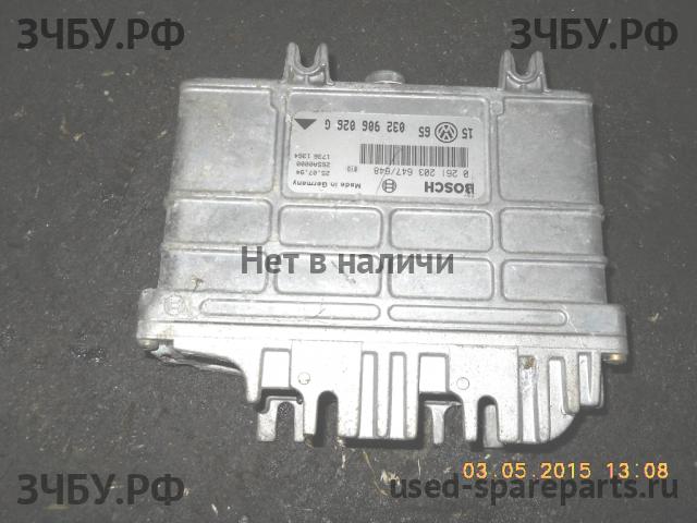 Volkswagen Golf 3 Блок управления двигателем