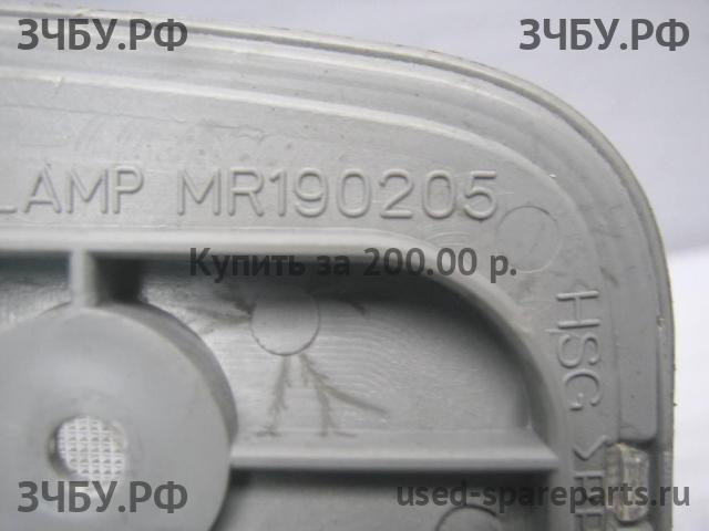 Mitsubishi Lancer 9 [CS/Classic] Плафон салонный