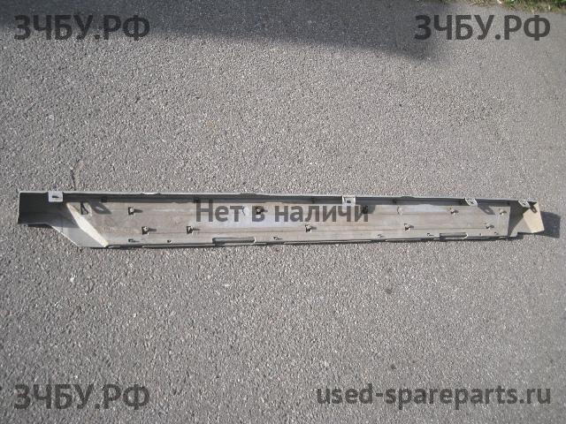 Mitsubishi Pajero/Montero 4 Подножка