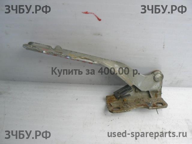 Mitsubishi Lancer 9 [CS/Classic] Петля капота правая