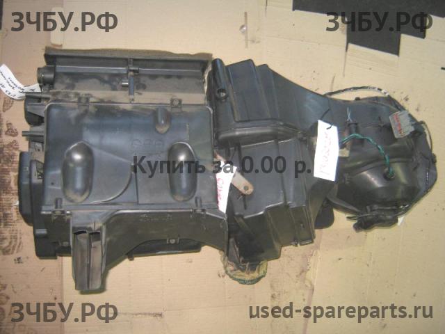 Chrysler Voyager/Caravan 4 Корпус отопителя (корпус печки)
