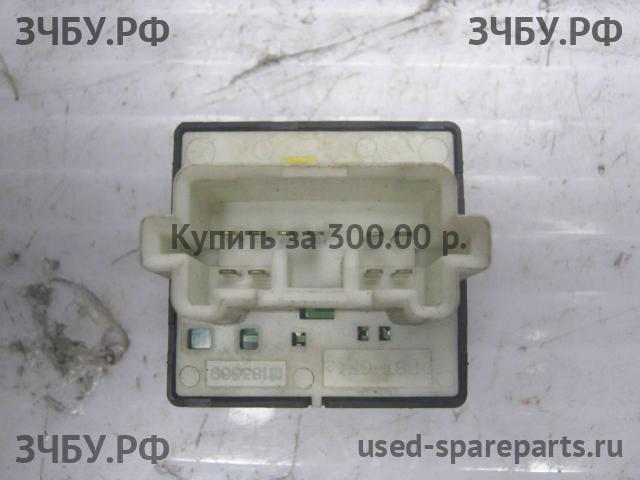 Mitsubishi Lancer 9 [CS/Classic] Кнопка регулировки зеркала