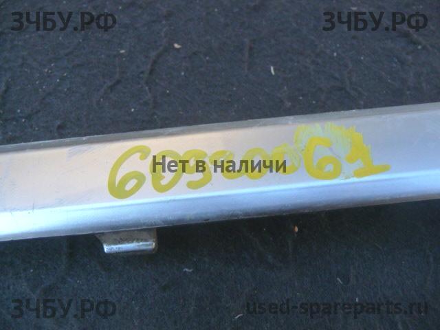 Land Rover Range Rover 4 Молдинг двери