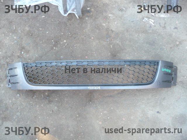 Volkswagen Golf 6 Решетка в бампер