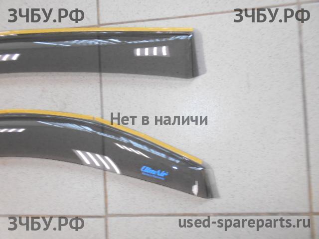 Toyota Camry 5 (V30) Ветровик (дефлектор) бокового стекла