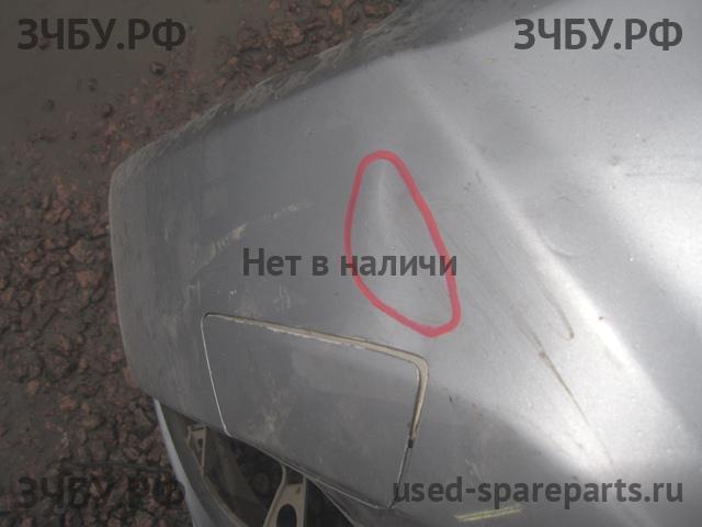 Opel Zafira B Бампер передний