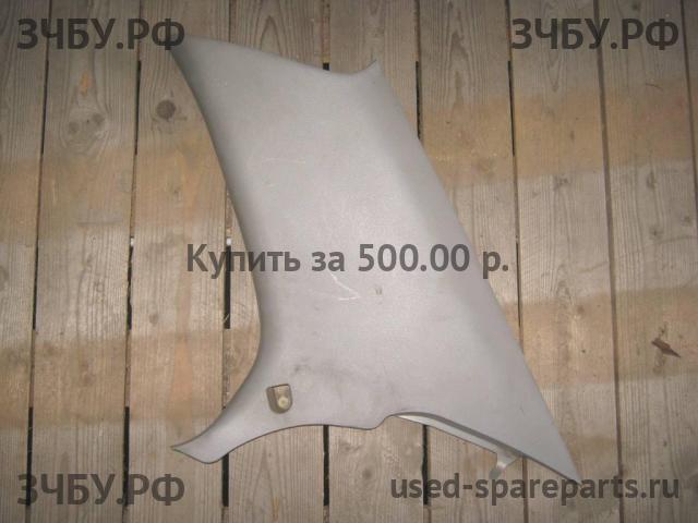 Mitsubishi Lancer 9 [CS/Classic] Накладка стойки задней правой