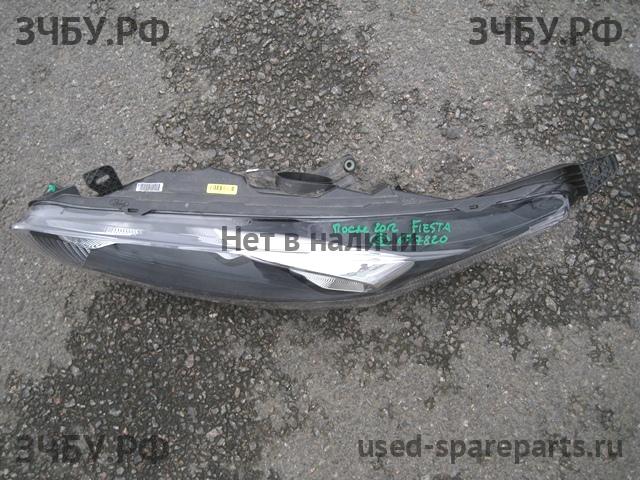Ford Fiesta 6 Фара левая