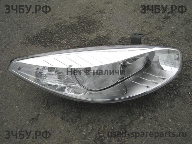 Renault Fluence Фара правая