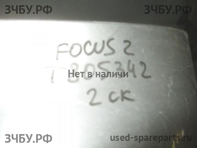 Ford Focus 2 Бампер задний