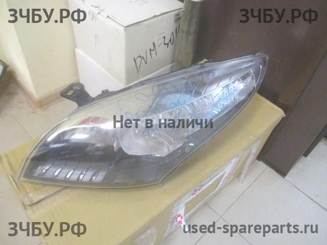 Renault Megane 3 Фара левая