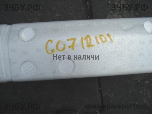 Nissan Maxima 3 (CA33) Наполнитель бампера задний