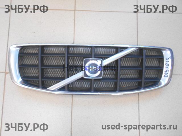 Volvo XC-70 Cross Country (2) Решетка радиатора