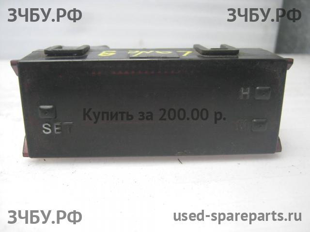 Mitsubishi Lancer 9 [CS/Classic] Часы