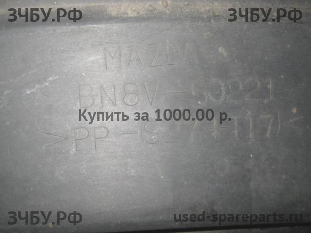 Mazda 3 [BK] Бампер задний