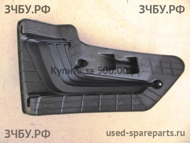 KIA Rio 3 Заглушка в бампер